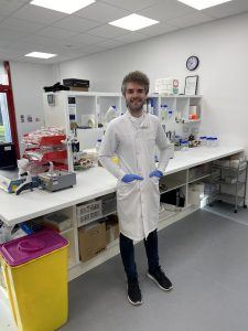 Alastair Sloan in the Examen labs
